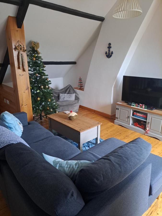 Harbour Loft! Newly Refurbished 3 Bed Flat! Apartment Burry Port Ngoại thất bức ảnh